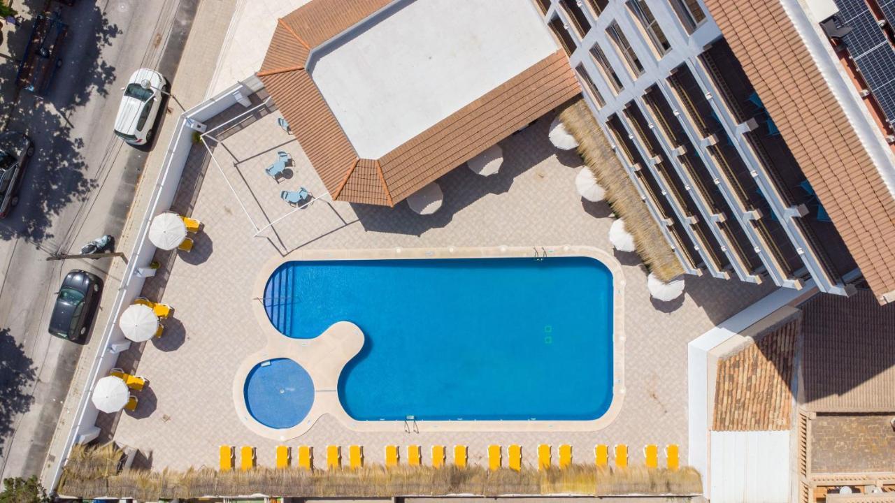 Apartaments La Perla Negra Cala Ratjada  Exterior foto