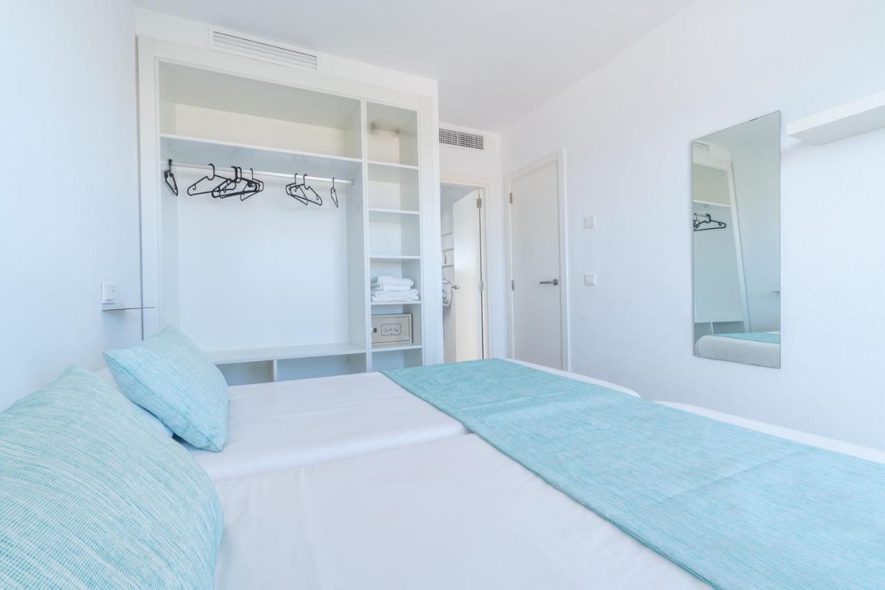 Apartaments La Perla Negra Cala Ratjada  Exterior foto