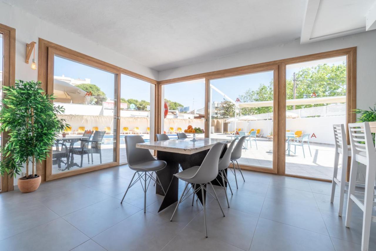 Apartaments La Perla Negra Cala Ratjada  Exterior foto