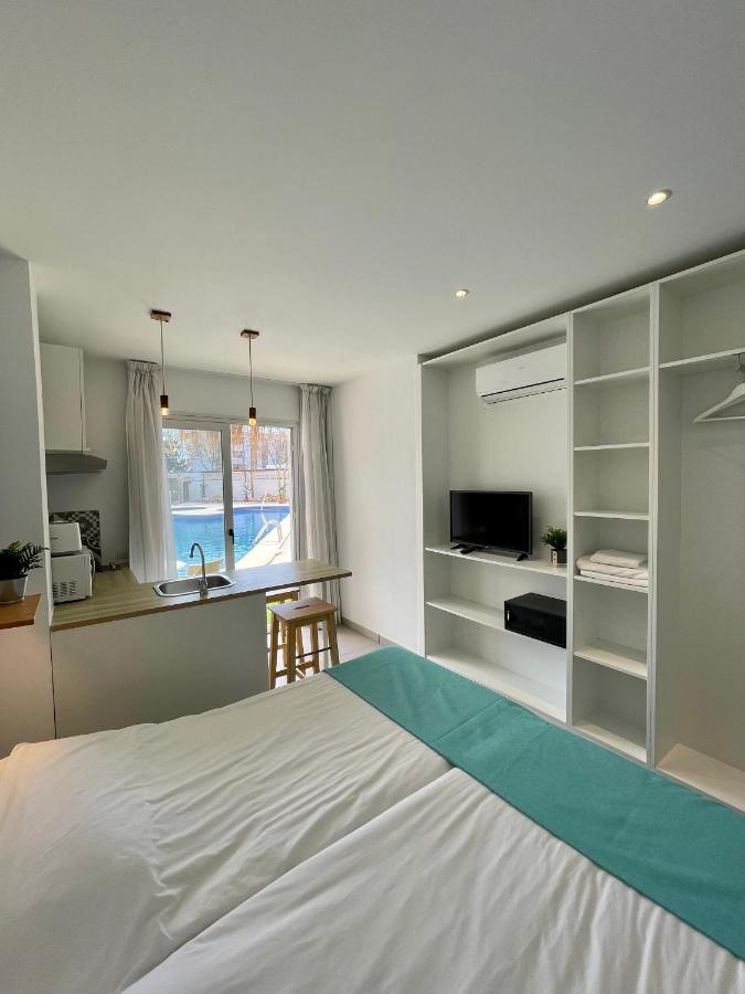 Apartaments La Perla Negra Cala Ratjada  Exterior foto
