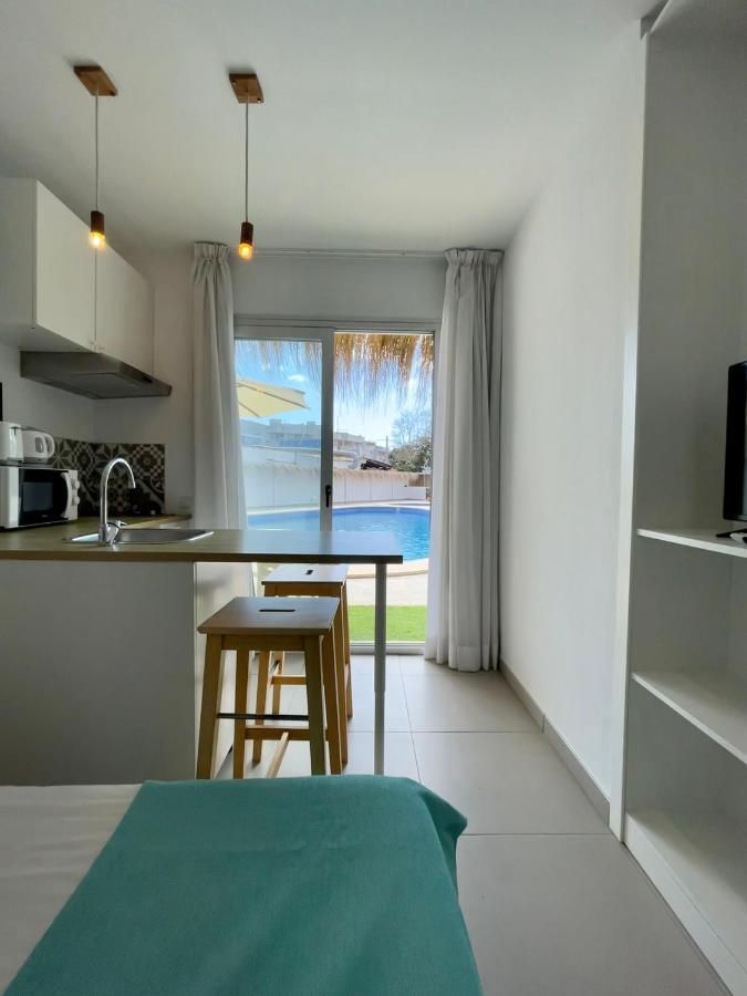 Apartaments La Perla Negra Cala Ratjada  Exterior foto