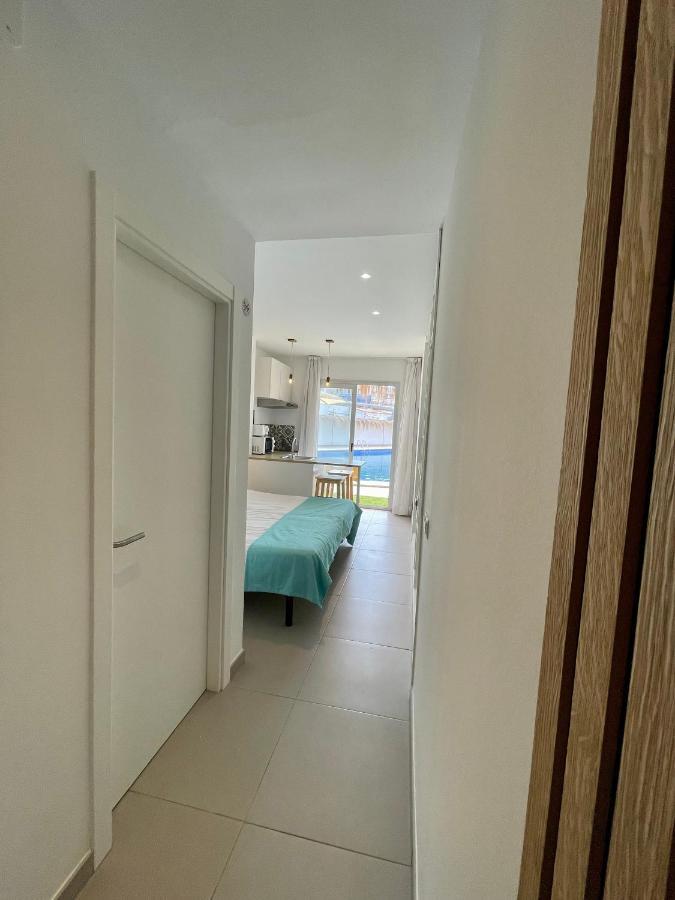 Apartaments La Perla Negra Cala Ratjada  Exterior foto