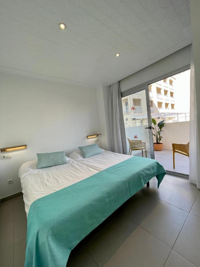 Apartaments La Perla Negra Cala Ratjada  Exterior foto